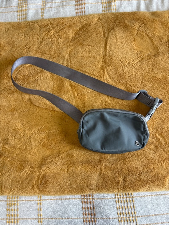 lululemon athletica Handbags - Lululemon Belt Bag
